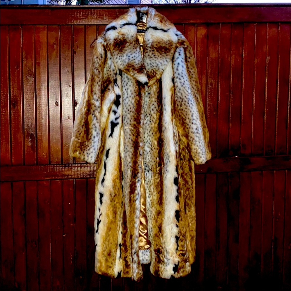 Pamela McCoy Faux Fur Coat